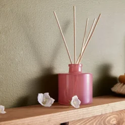 Magnolia Willow Petite Reed Diffuser