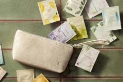 Thymes Sample Beauty Bag